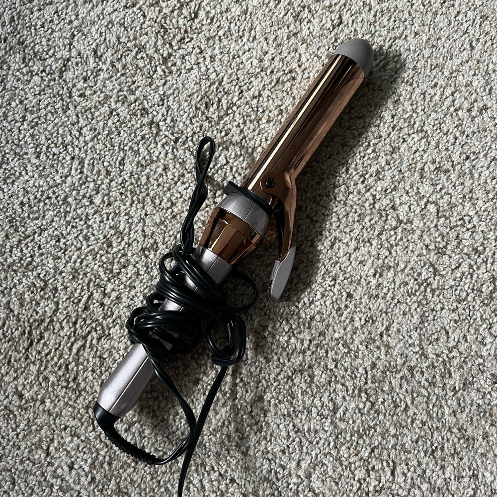 Conair Infiniti Pro curling iron